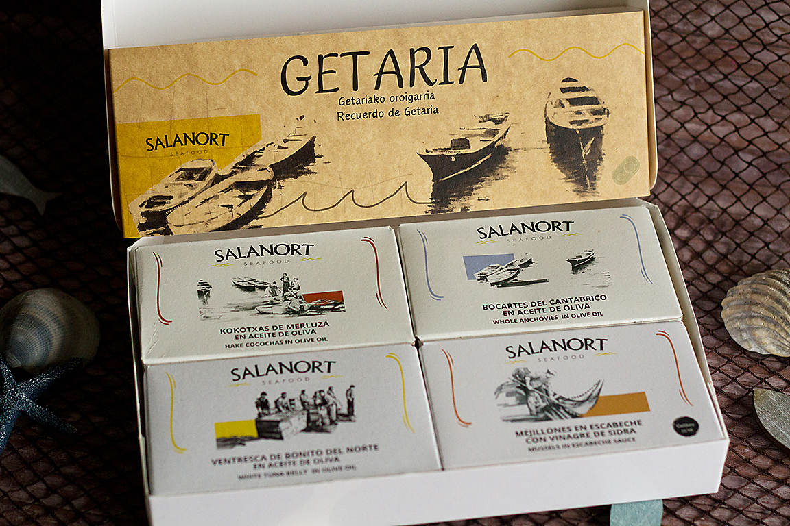 Coffret cadeau de 4 bo&icirc;tes de conserve